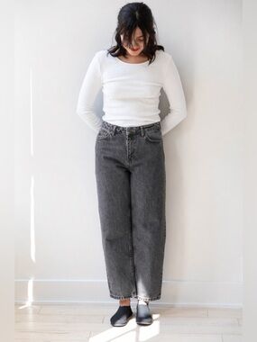 Skall Studios Allison cropped wide straight leg jeans size 29 washed black
